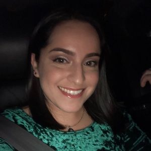 Meet your Posher, Camila